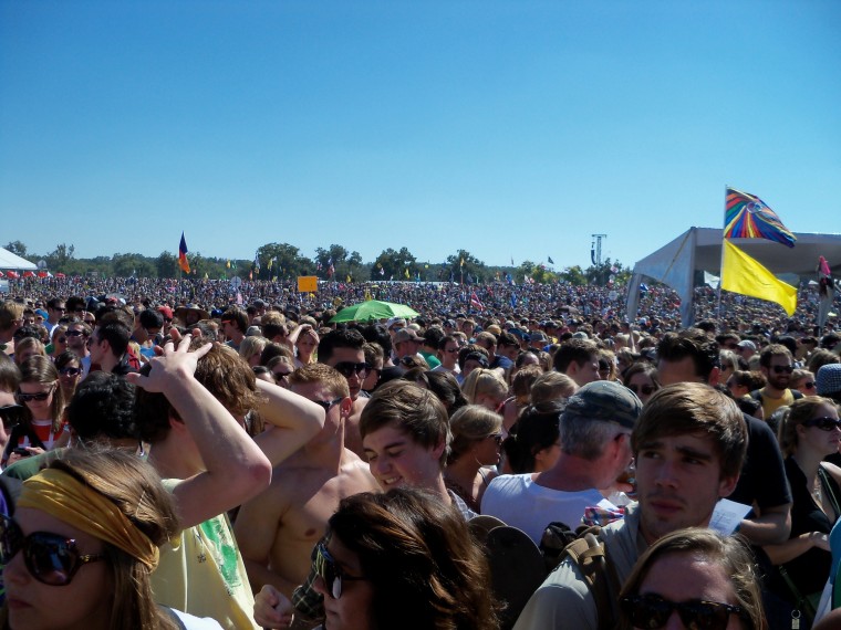 Crowd at Miike Snow
