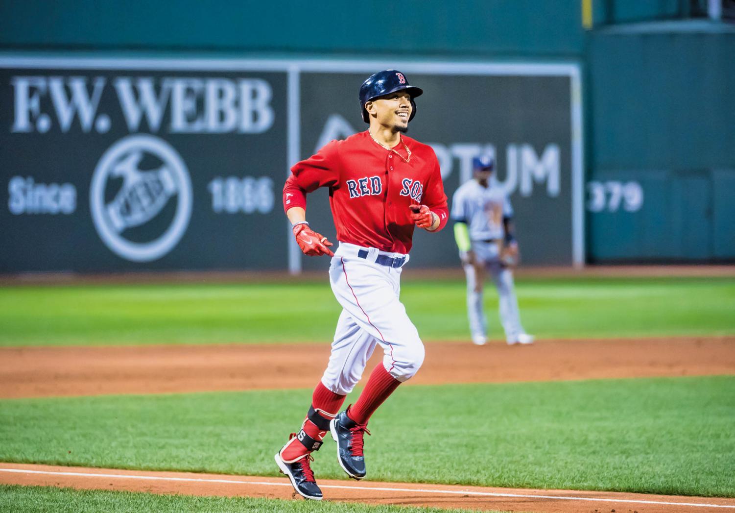 Mookie Betts makes difference in Dodgers' 7-4 defeat of Red Sox