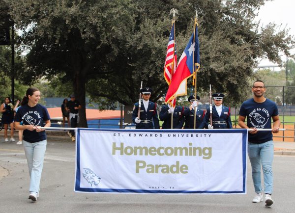 The 2024 Homecoming parade kicked off on Nov. 2, with multiple organizations on campus showcasing their school spirit.