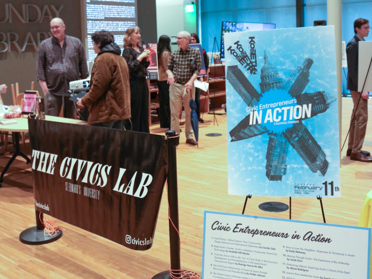 The Munday Library lounge hosted the Kozmetsky Center’s first of its kind “Civic Entrepreneurs in Austin” event. Students and guests also earned food truck vouchers for engaging with presenters.